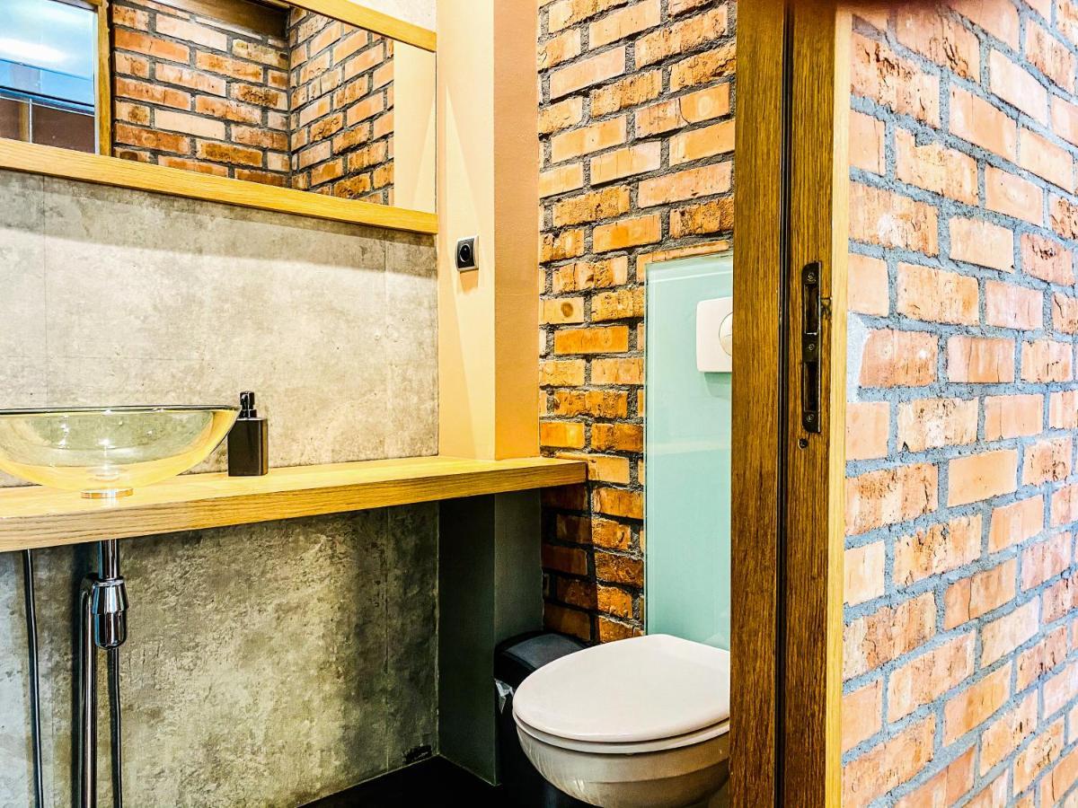 Appartement Zwierzyniecka Lofts With Patio, Cracow Heart Old Town