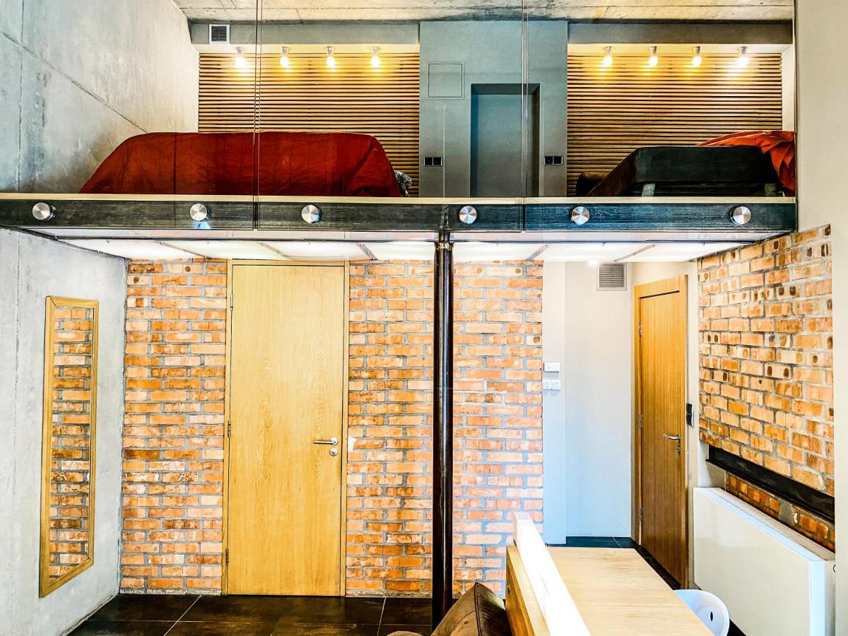 Zwierzyniecka Lofts With Patio, Cracow Heart Old Town Appartement